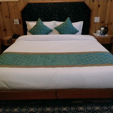 מנאלי Hotel Yak מראה חיצוני תמונה