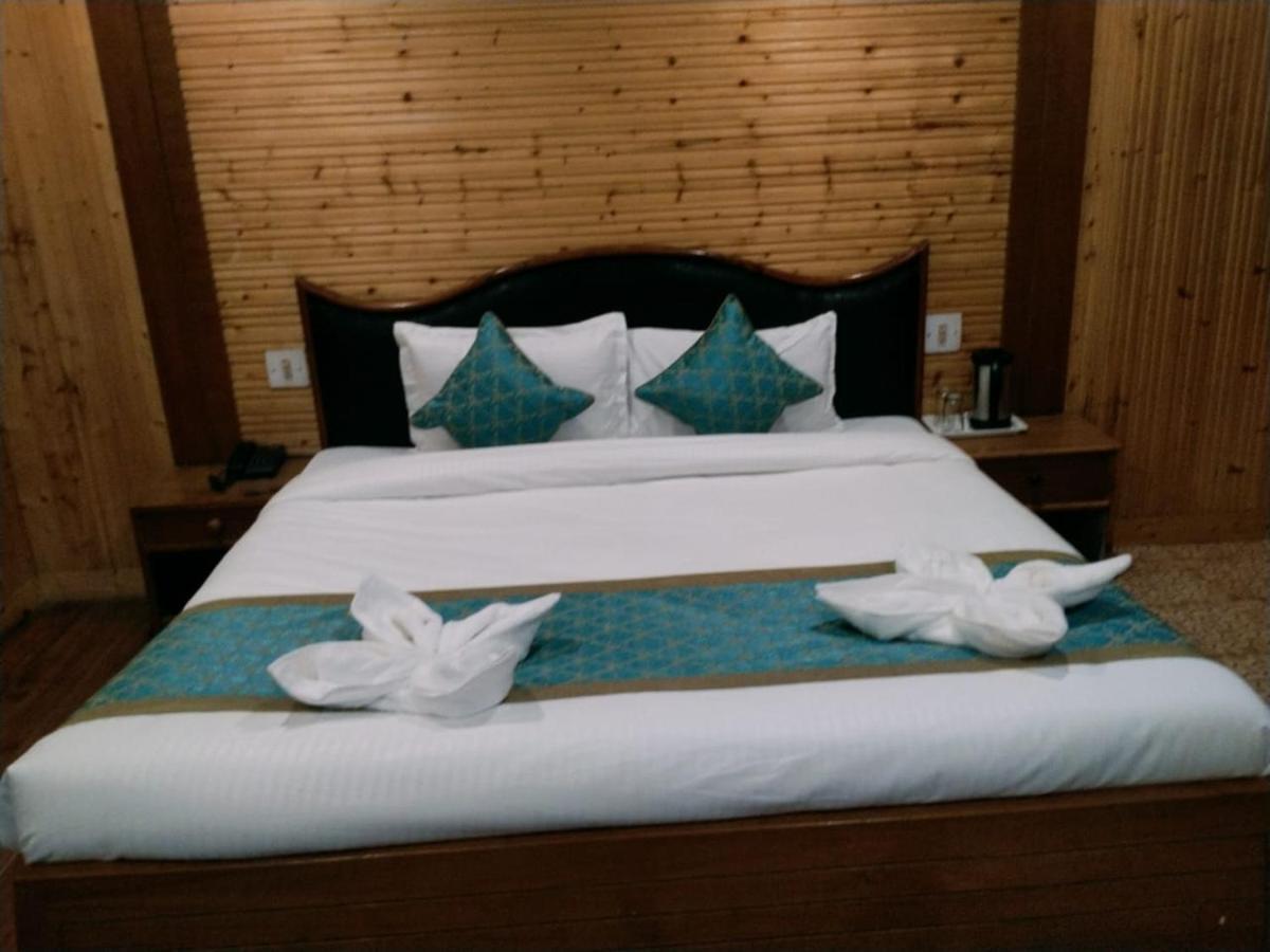 מנאלי Hotel Yak מראה חיצוני תמונה