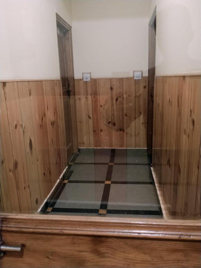 מנאלי Hotel Yak מראה חיצוני תמונה