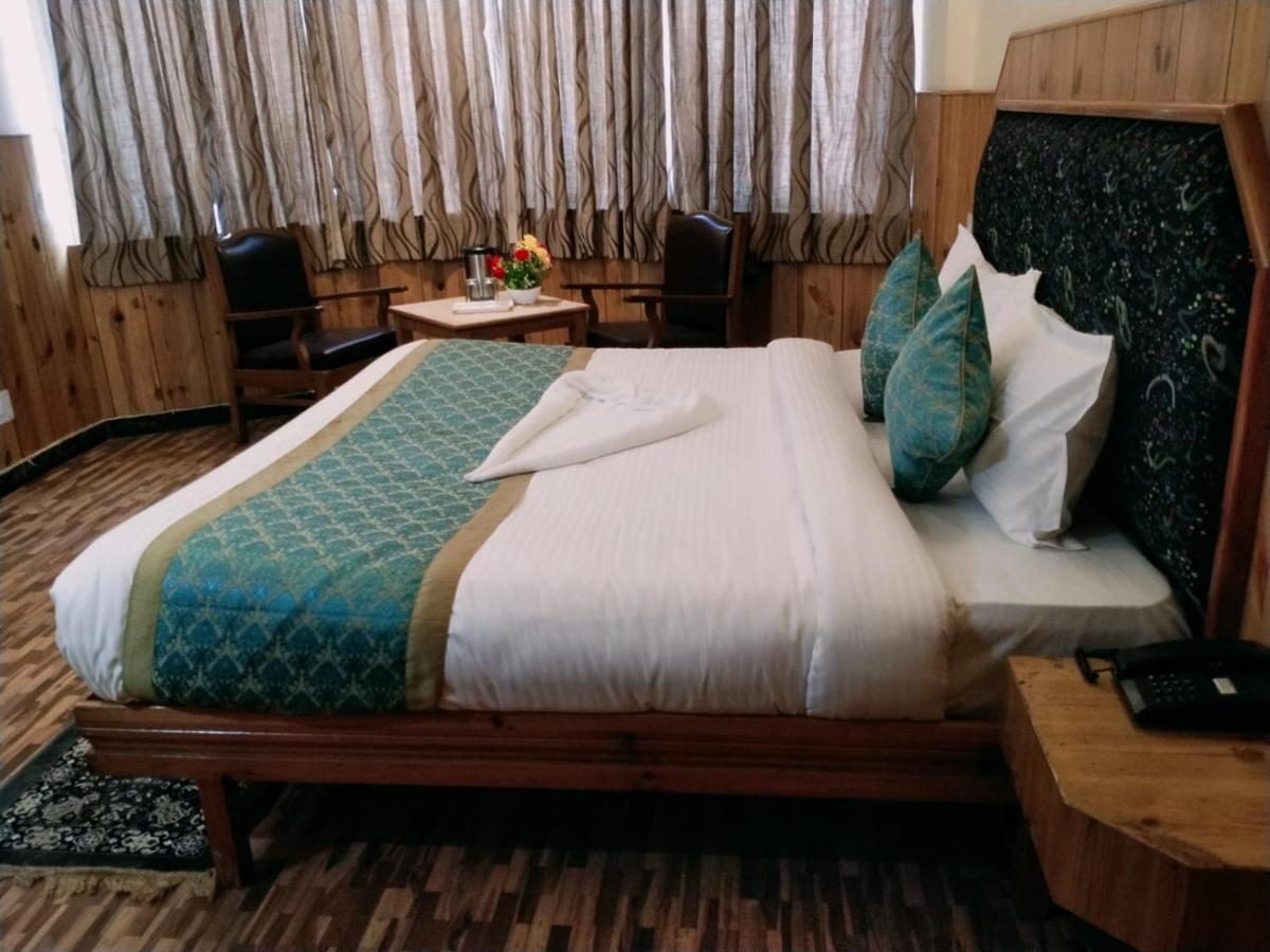 מנאלי Hotel Yak מראה חיצוני תמונה