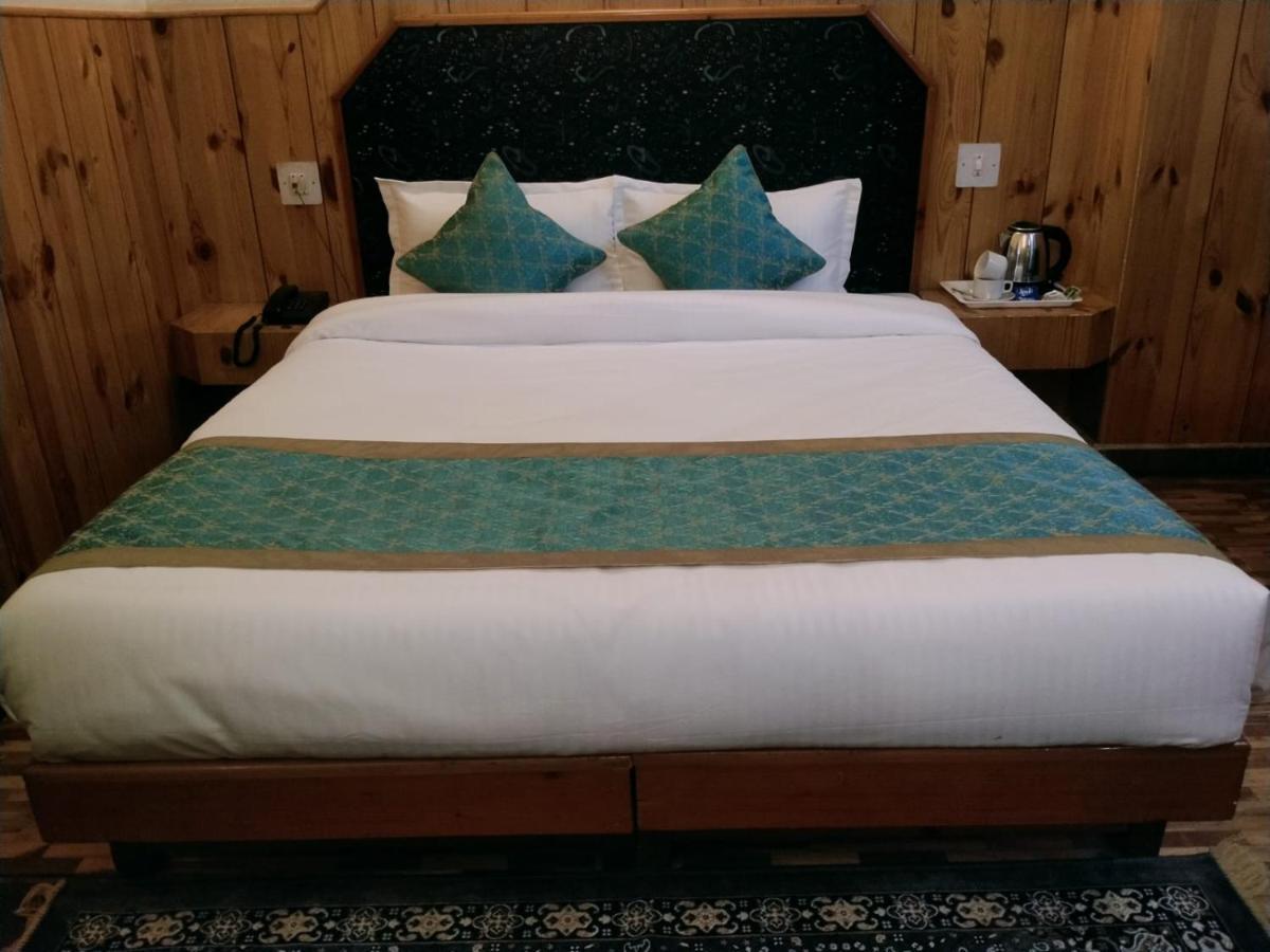 מנאלי Hotel Yak מראה חיצוני תמונה