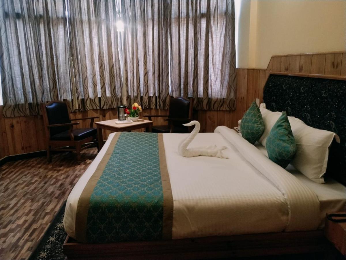 מנאלי Hotel Yak מראה חיצוני תמונה
