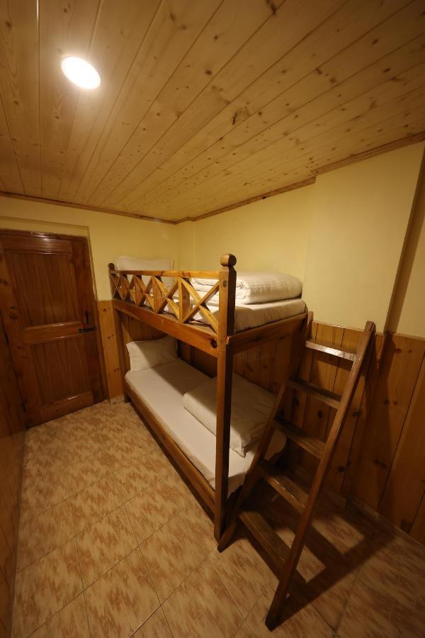 מנאלי Hotel Yak מראה חיצוני תמונה