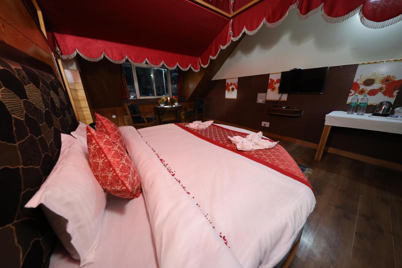 מנאלי Hotel Yak מראה חיצוני תמונה